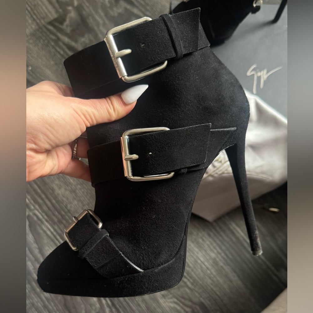 Vero Cuoio Black Suede Buckle Stiletto Bootie